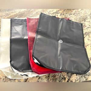 Lululemon 4 Large Reusable Bags